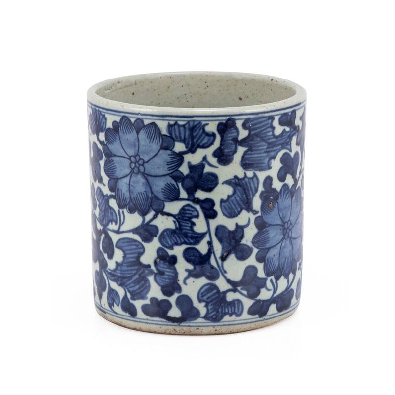 Dynasty Orchid Pot Twisted Peony Motif
