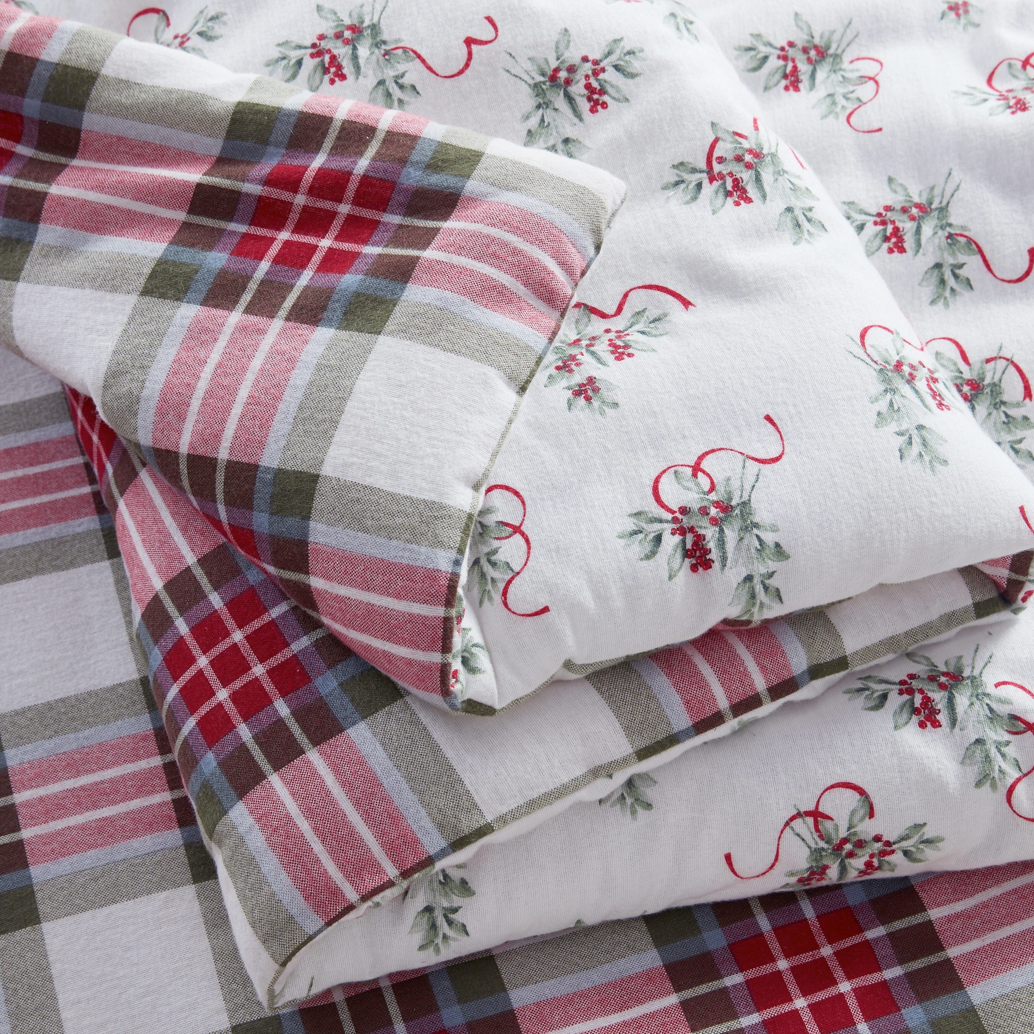 Martha Stewart Yuletide Spruce Plaid Cotton Comforter Set, Full/Queen, image size:3500x3500