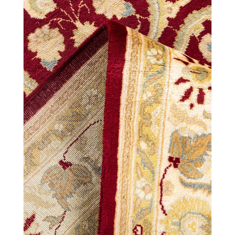 Overton Handknotted Wool Traditional Oriental Red Area Rug - 4' x 6'