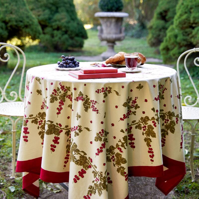 Gooseberry Square Red/ Green Cotton Tablecloth