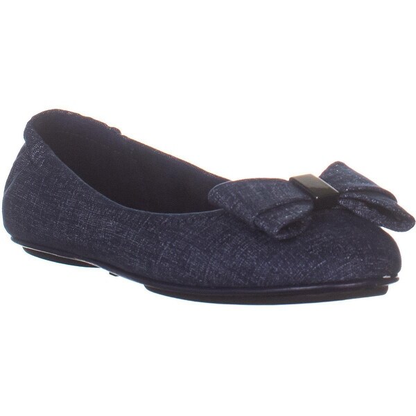 bandolino flats with bow