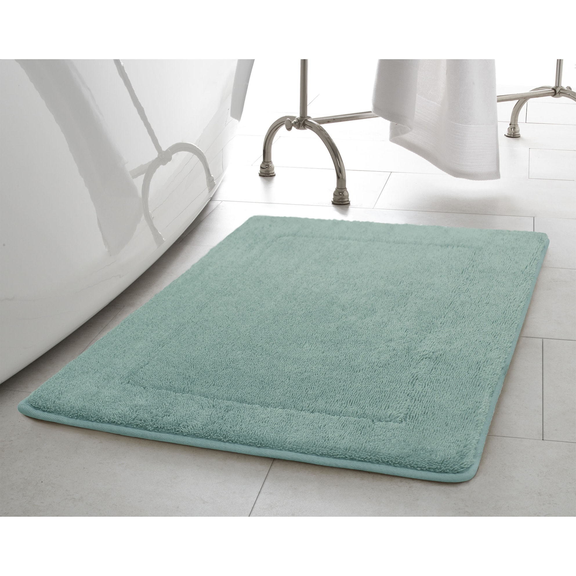 https://ak1.ostkcdn.com/images/products/is/images/direct/3ce5571a8ecc60953ae75aa1fb08644c30604a12/Oliver-Brown-Terry-Memory-Foam-Bath-Mat.jpg