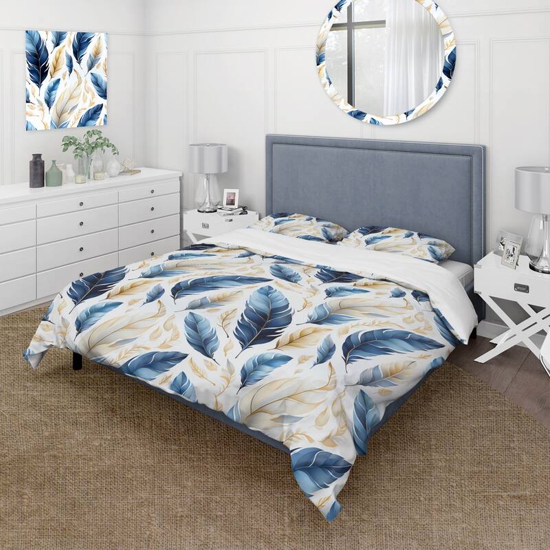 Designart "Sapphire Blue Dove Feathers I" Blue Floral Bedding Cover Set With 2 Shams