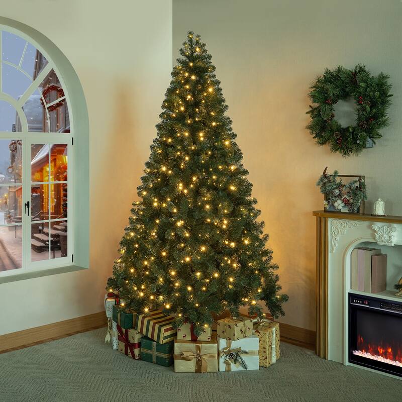 Full Spruce Artificial Christmas Tree – Realistic, Lush & Easy to Assemble - 7.5 Foot