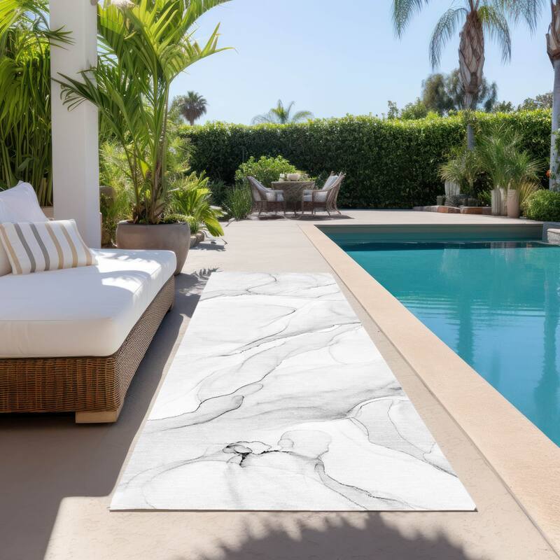 Alrim Artistic Abstract Weather Resistant Blended Style Outdoor Rug