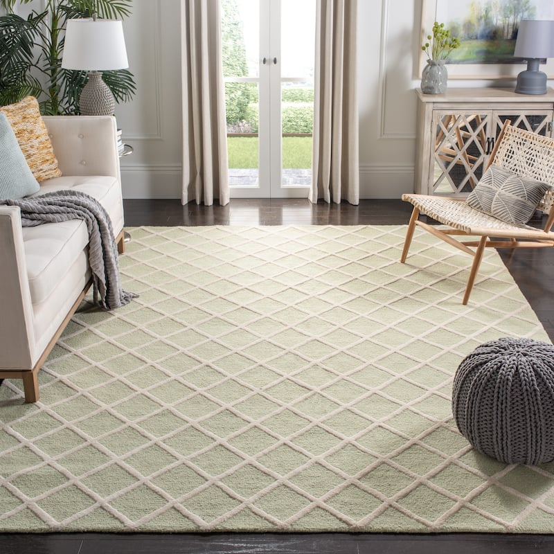SAFAVIEH, Handmade Cambridge Siire Moroccan Trellis Wool Rug - 9' x 12' - Light Green/Ivory