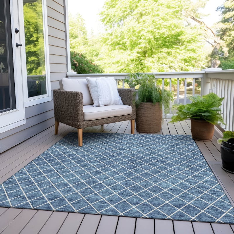 Machine Washable Indoor/ Outdoor Chantille Diamond Trellis Rug - Denim - 10' x 14'