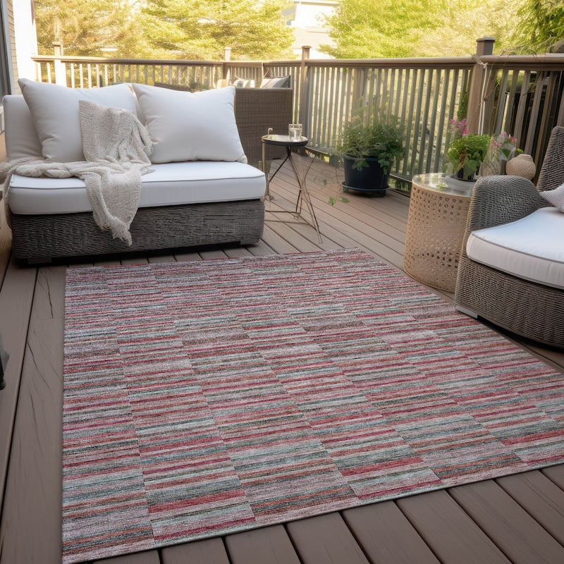 Machine Washable Indoor/ Outdoor Chantille Contemporary Geo Rug - Red - 8' x 10'