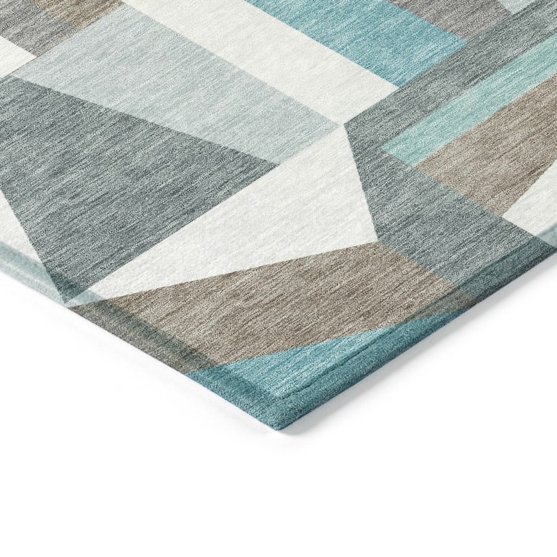 Machine Washable Indoor/ Outdoor Contemporry Mosaic Chantille Rug