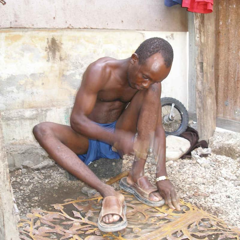 Handmade 14-inch Tree of Life with Birds (Haiti)