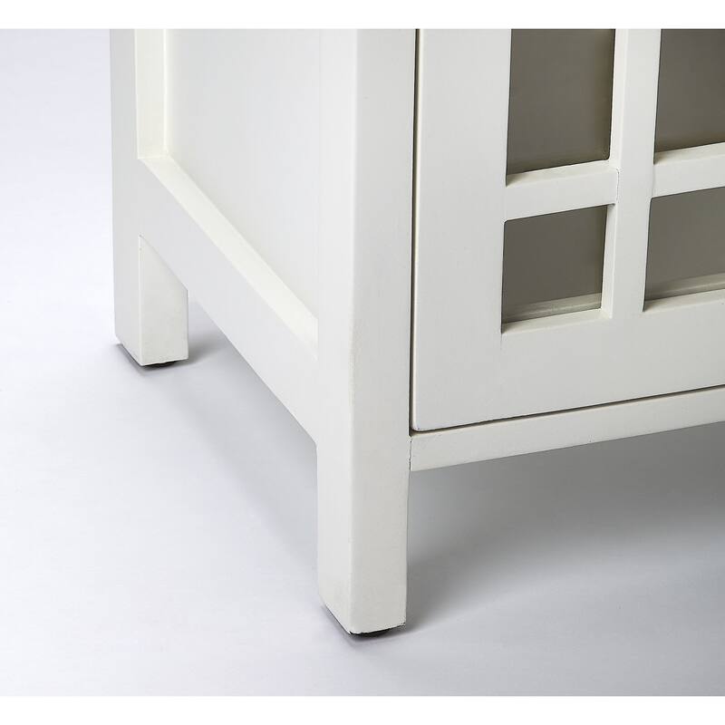 Handmade Butler Baxter Transitional Chair End Table (India)