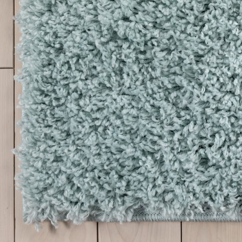 Well Woven Elle Basics Emerson Plain Shag Area Rug