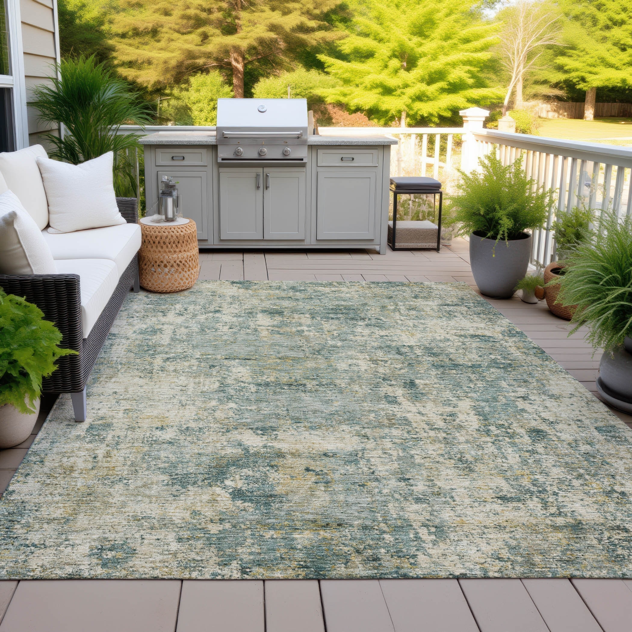 Machine Washable Indoor/Outdoor Solid Fusion Chantille Rug