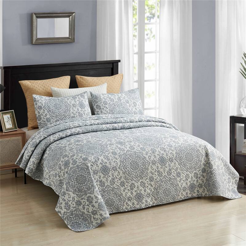 European Floral Quilt Set