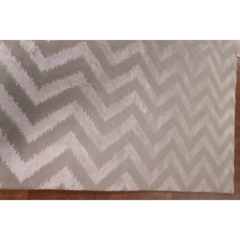 Chevron Style Modern Indian Area Rug Handmade Wool Carpet - 7'11"x 9'10"