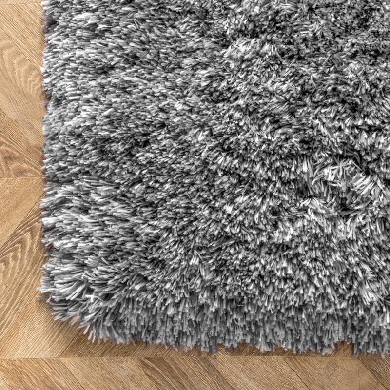 Nuloom Kristan Modern Shag Area Rug