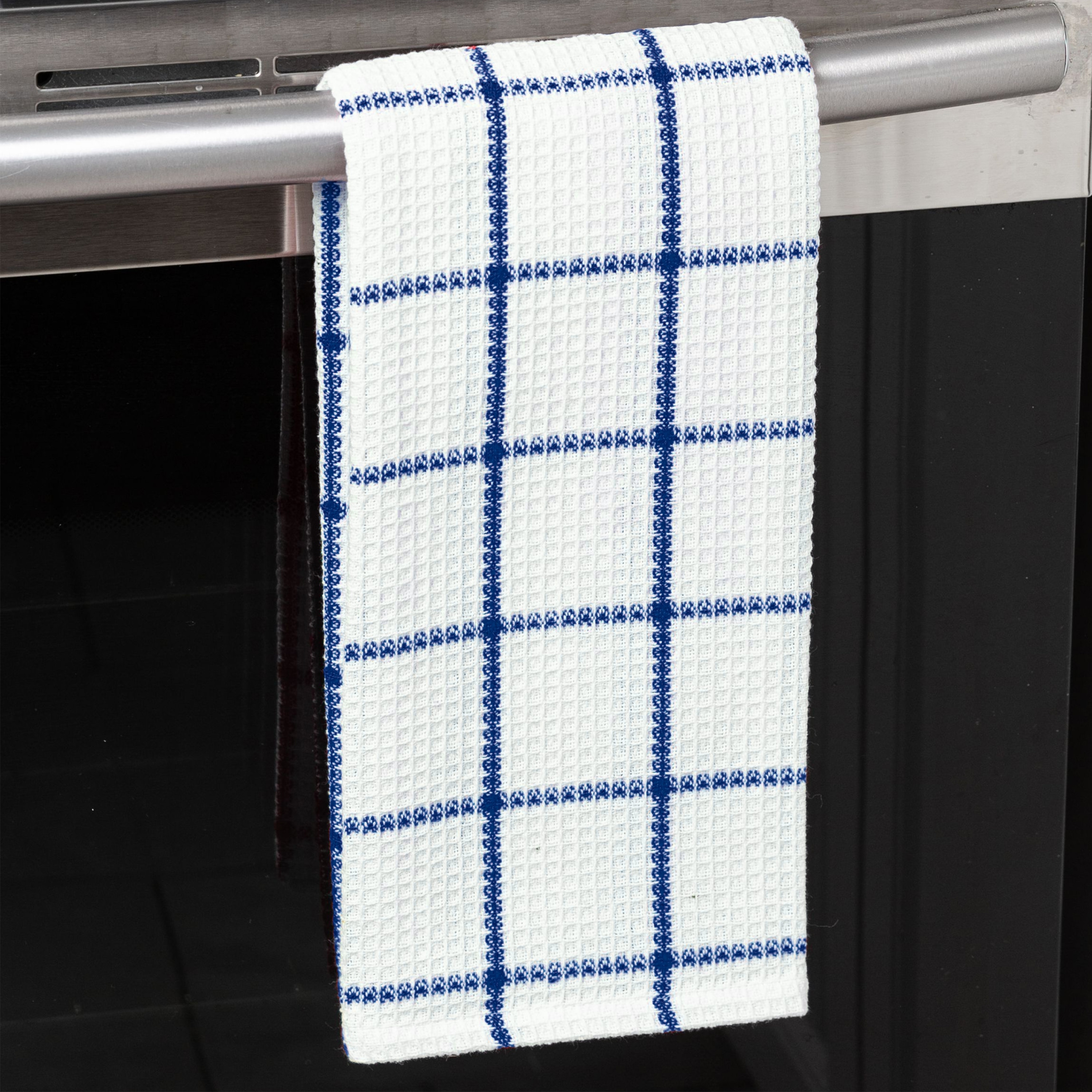 https://ak1.ostkcdn.com/images/products/is/images/direct/3d1bc4c48af43c89273b686d5ca3ecc48caaee66/Fabstyles-Solo-Waffle-Cotton-Kitchen-Towel-Set-of-4.jpg