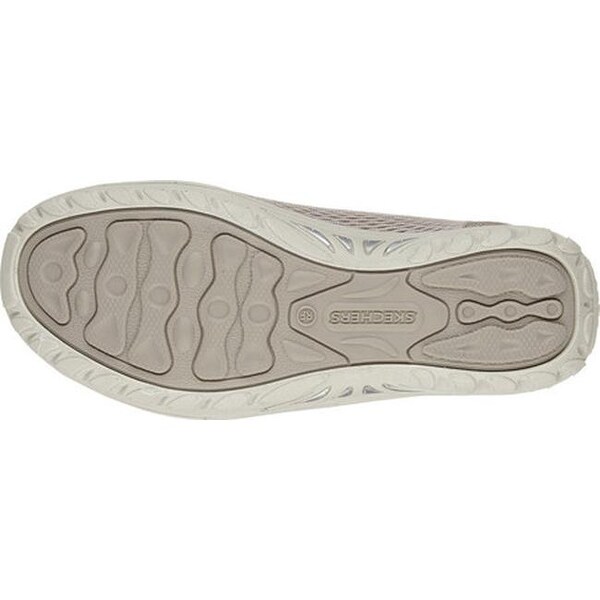 skechers willows