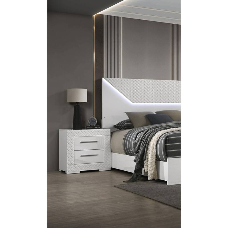 Queen Size High Gloss LED Platform Bed Set with 2 Nightstands and 3pc Contemporary Furniture