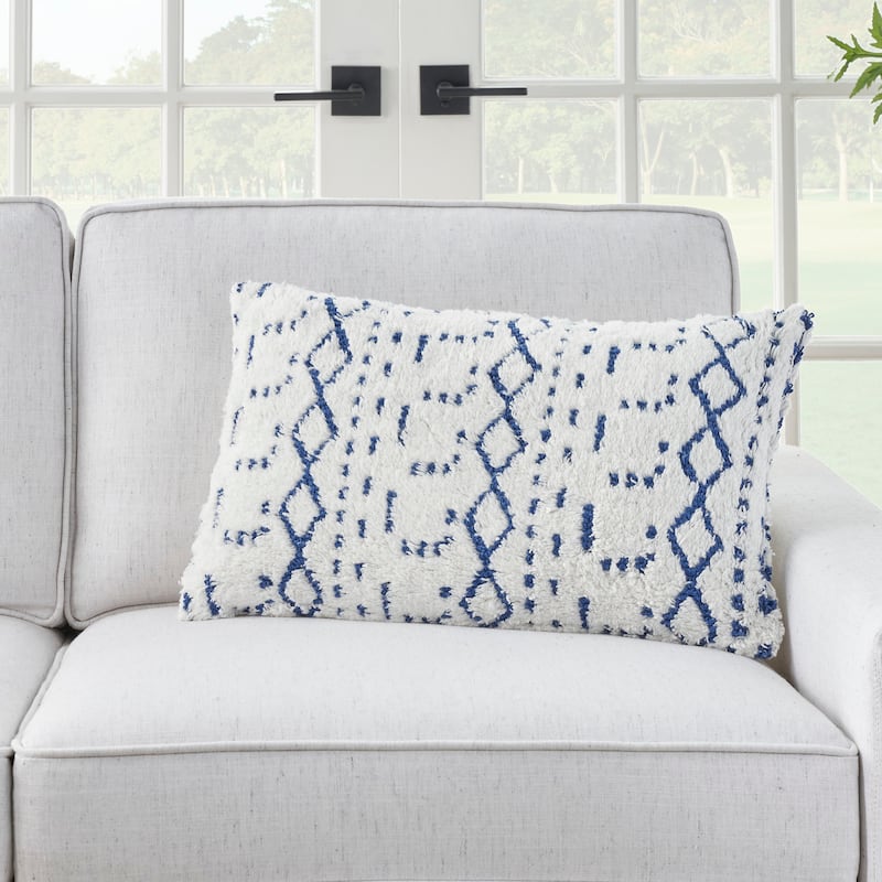 Mina Victory Life Styles Textured Geometric Boho Throw Pillow , ( 12"X20" )