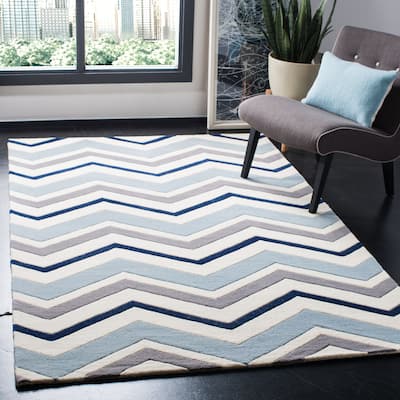 SAFAVIEH Handmade Chatham Andrada Modern Wool Rug
