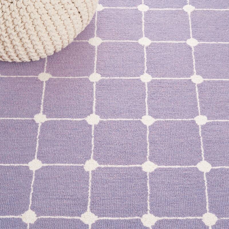 SAFAVIEH Handmade Kids Sijtske Geometric Wool Rug