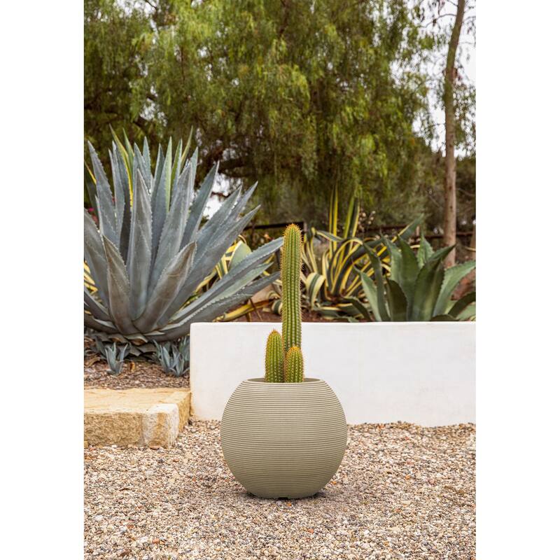 Veradek Strata Series Sphere 18'' Planter