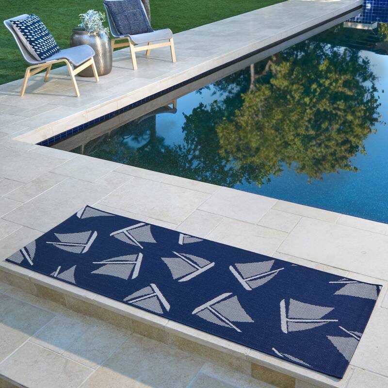 Gertmenian Paseo Bateau Navy Geometric Indoor/ Outdoor Area Rug