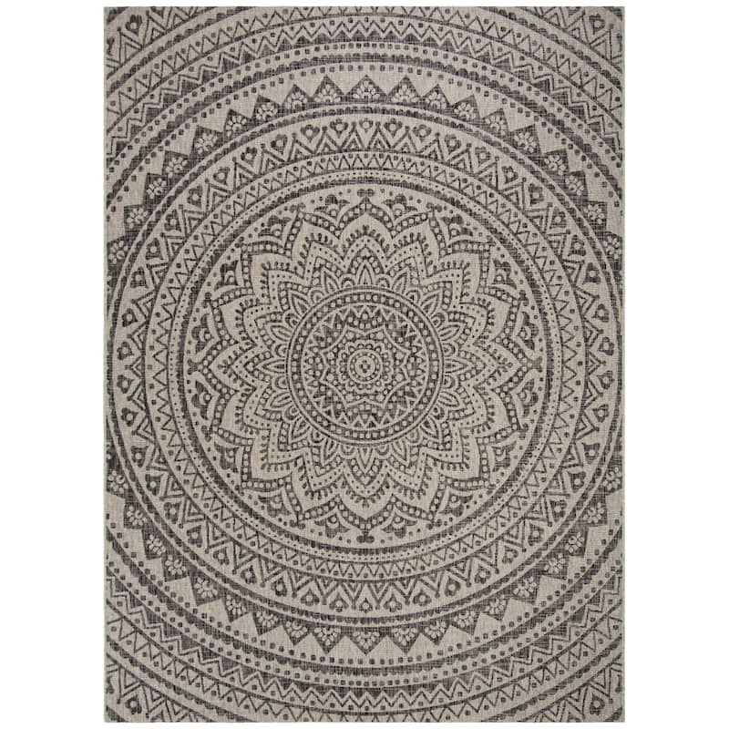 SAFAVIEH Courtyard Fran Mandala Indoor/ Outdoor Waterproof Patio Backyard Rug