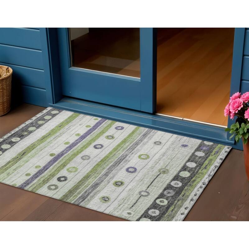 HomeRoots Striped Transitional Rectangle Outdoor Rug - 3' x 5'