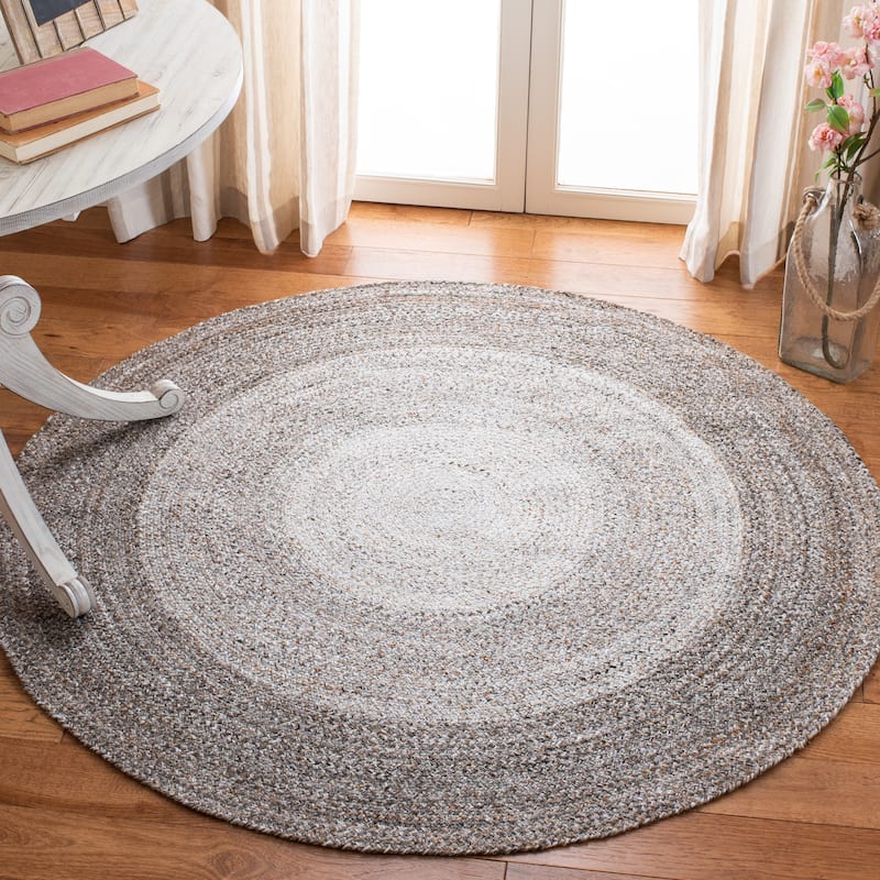 SAFAVIEH Handmade Sossia Country Border Rug - 10' Round - Brown/Beige