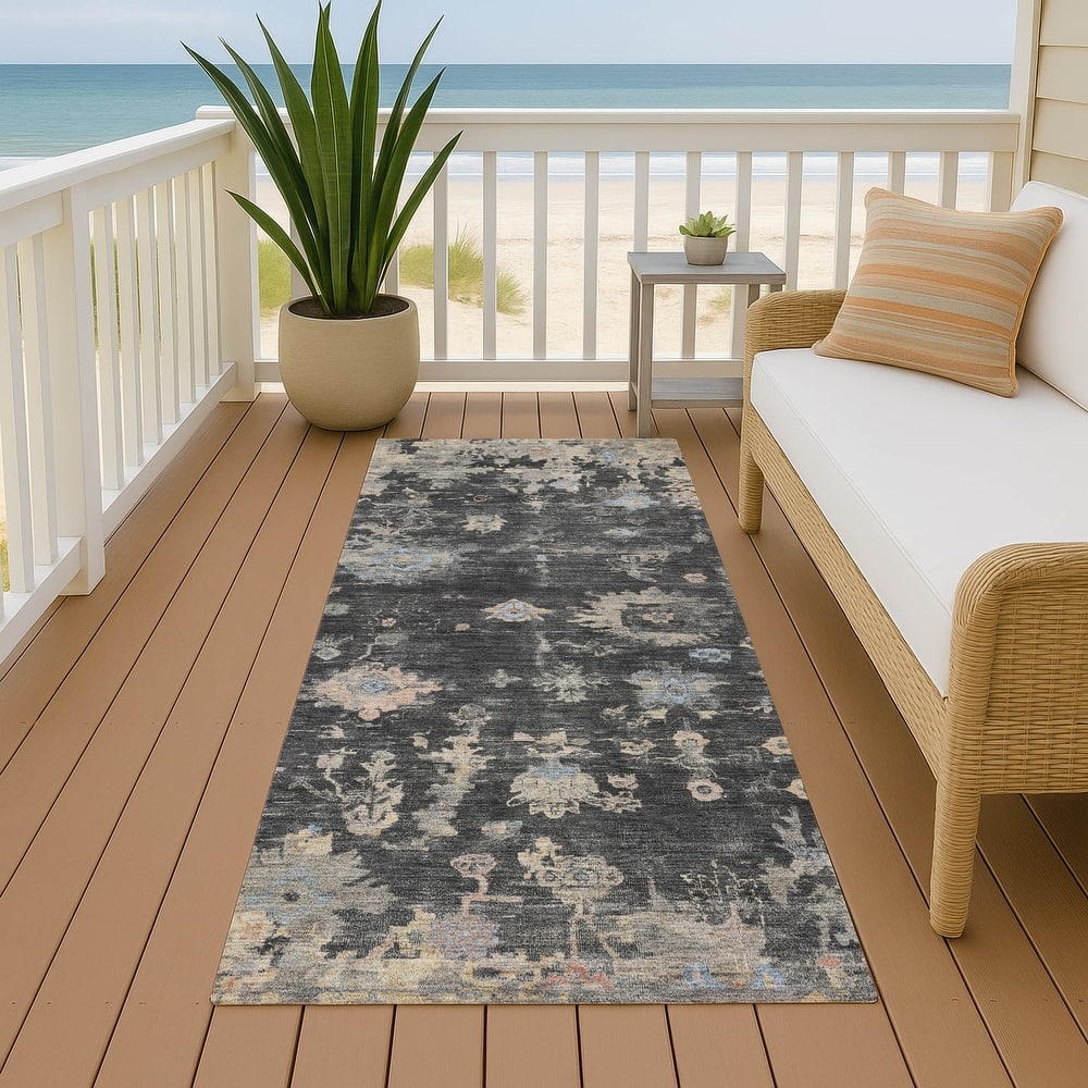 Machine Washable Indoor/ Outdoor Vintage Traditional Chantille Rug