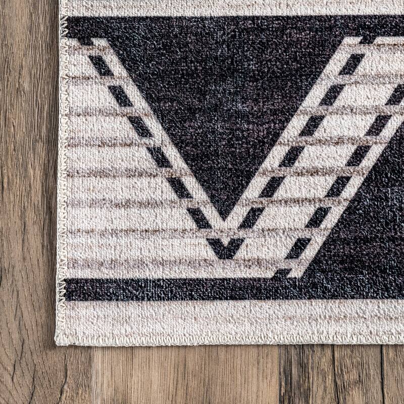 Nuloom Evia SpinClean Tribal Stripes Machine Washable Area Rug