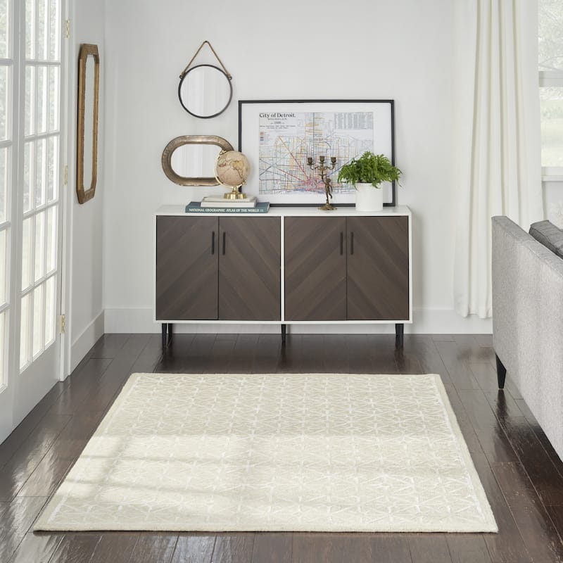 Niqo Hand Tufted Geometric Area Rug By HomeRoots - 4' x 6'