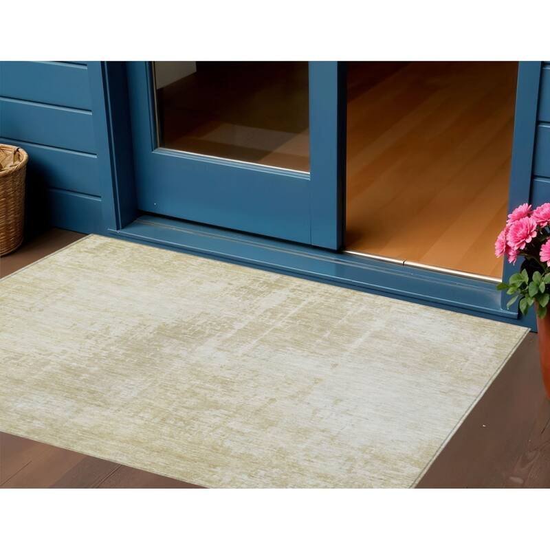 HomeRoots Abstract Transitional Rectangle Outdoor Rug - 3' x 5'