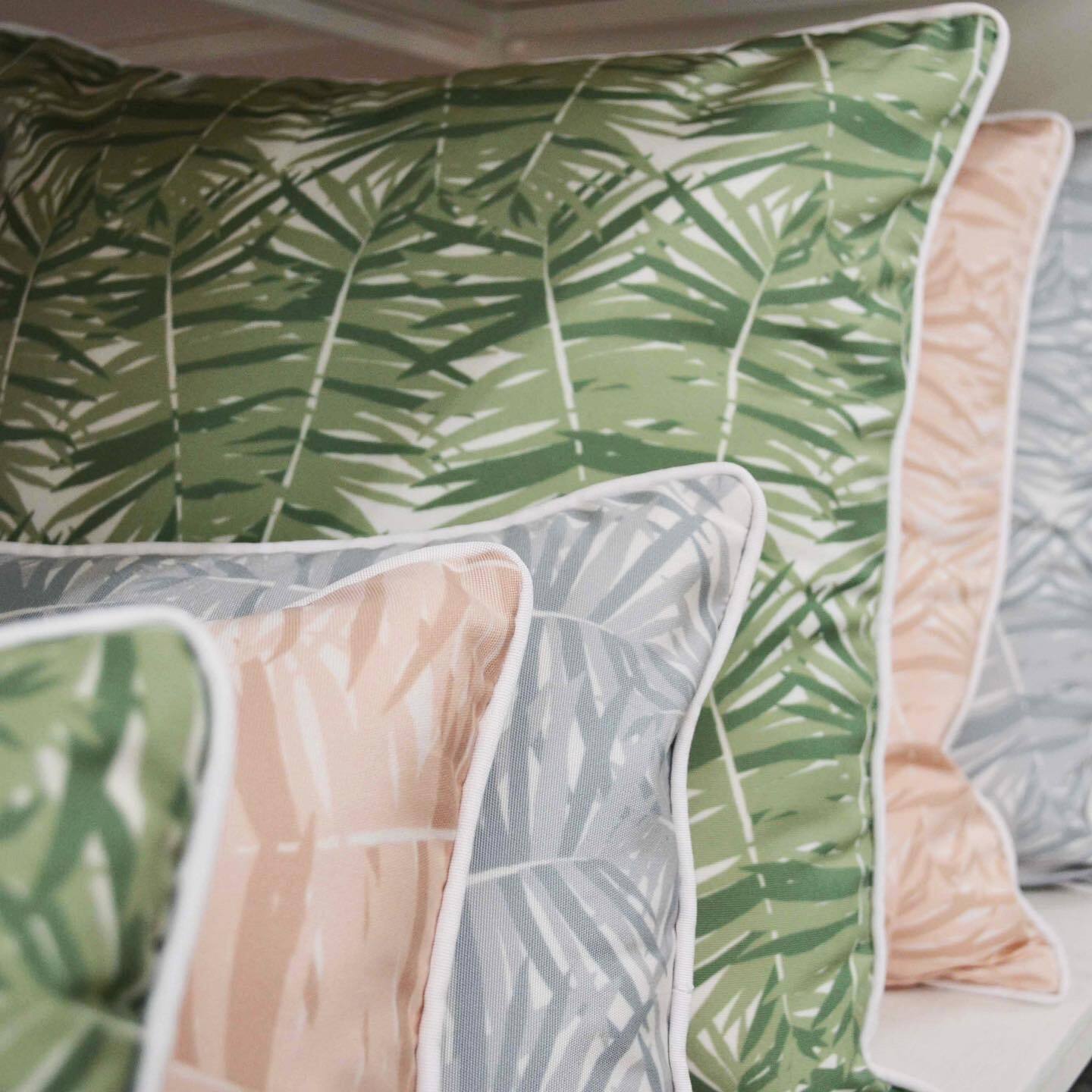 Jiti Outdoor Custom Fern Leaves Patterned Decorative Pillows Bed Bath