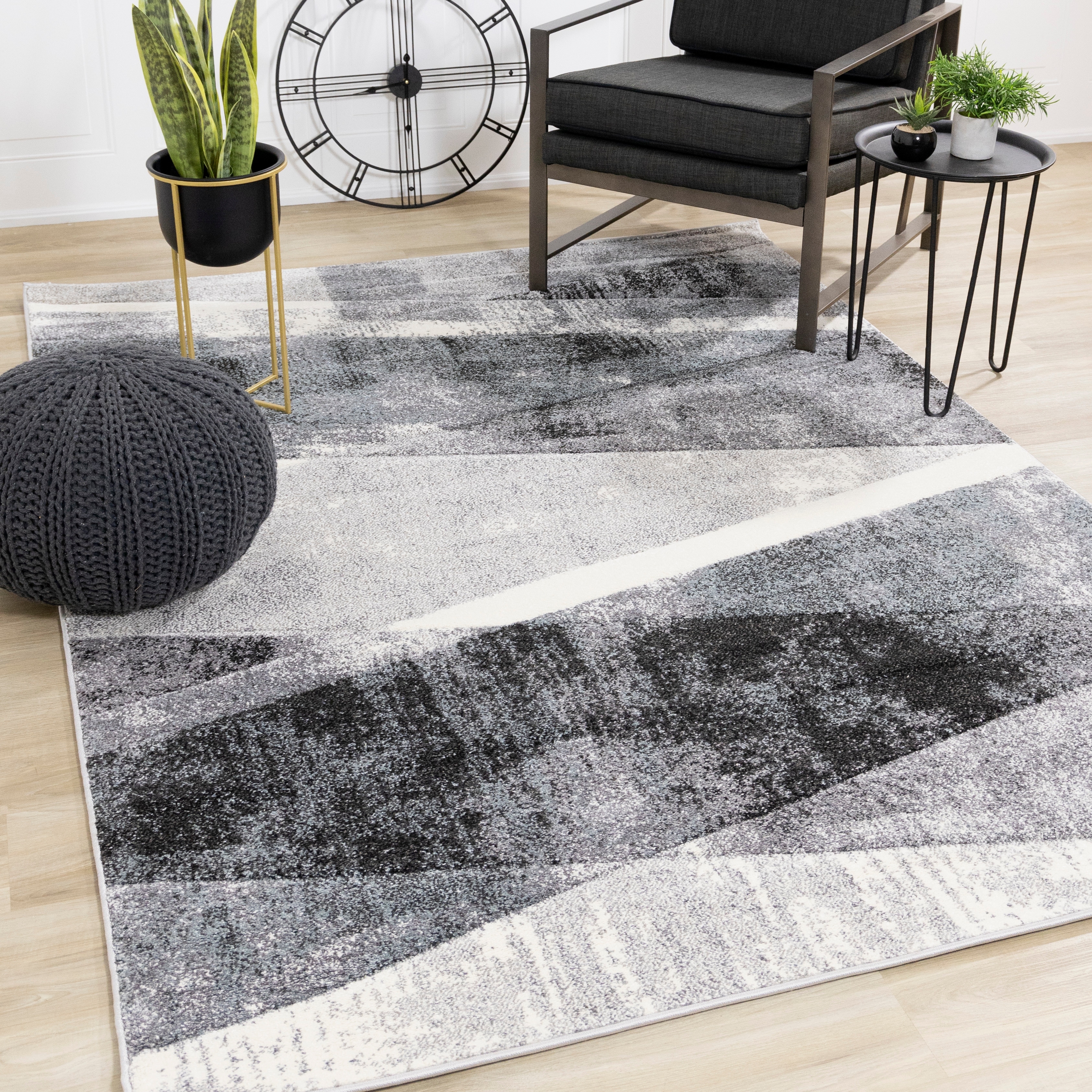 Summit Collection - Grey/White/Teal Distressed Geometric Rug - 2'0" x 3'7"