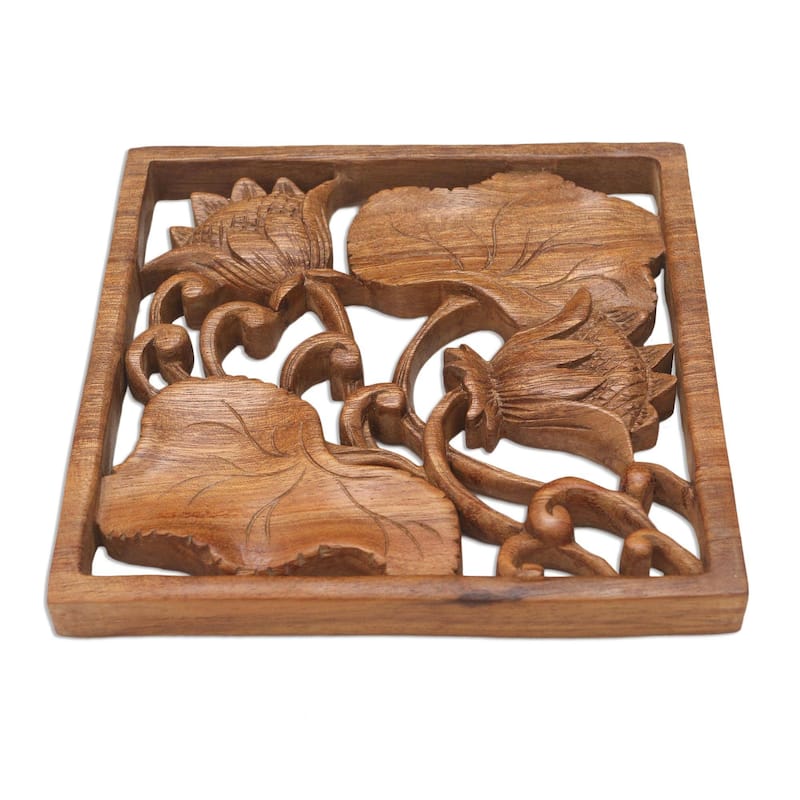 Wood relief wall panel 'Flower Alive'