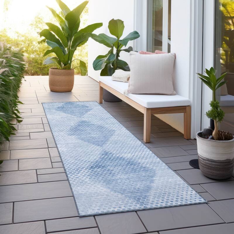 Machine Washable Indoor/ Outdoor Modern Diamonds Chantille Rug - Blue - 2'3" x 7'6"