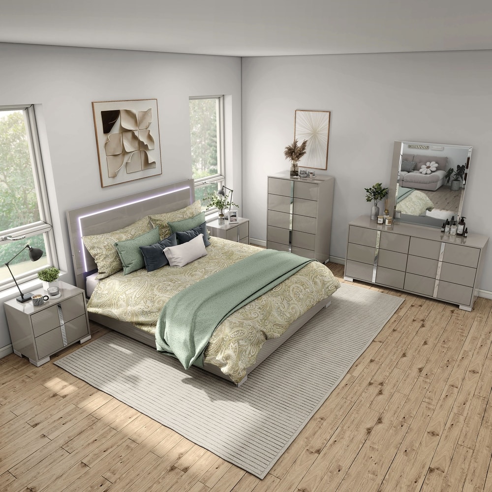 Furniture of America Erina Modern Glossy 6-Piece Panel Bedroom Set