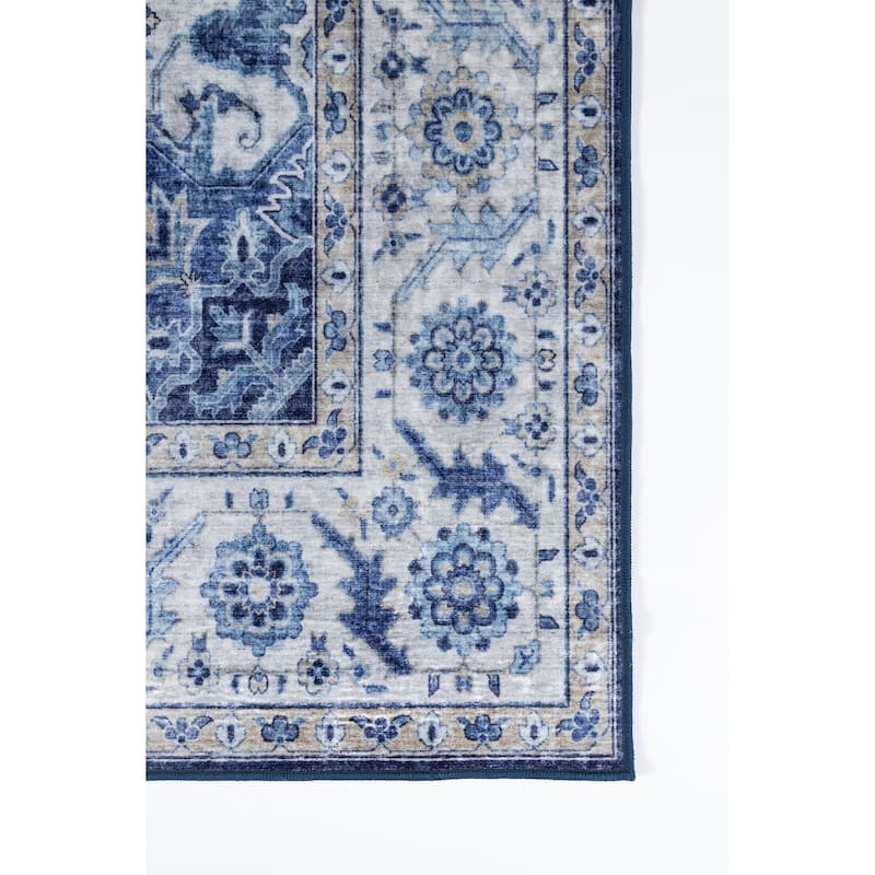 Momeni Karachi Polyester Traditional Medallion Area Rug
