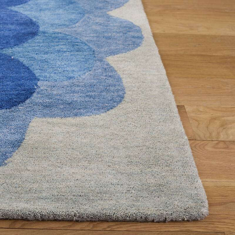 SAFAVIEH Handmade Metro Violetka Wool Rug