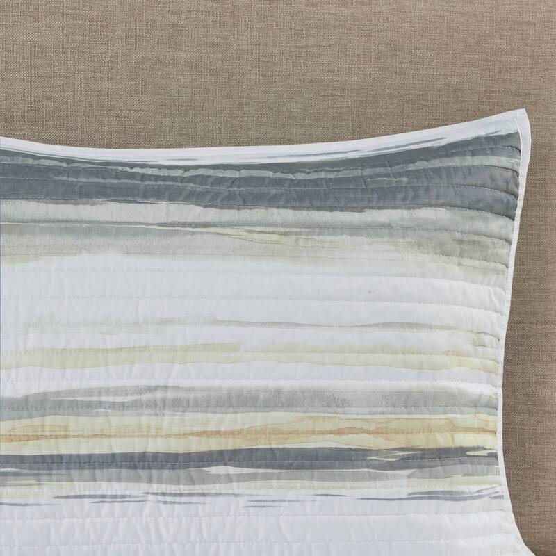 Rossetta 6-Piece Serene and Tranquil Watercolor Striped Printed Full/Queen Quilt Set with Throw Pillows