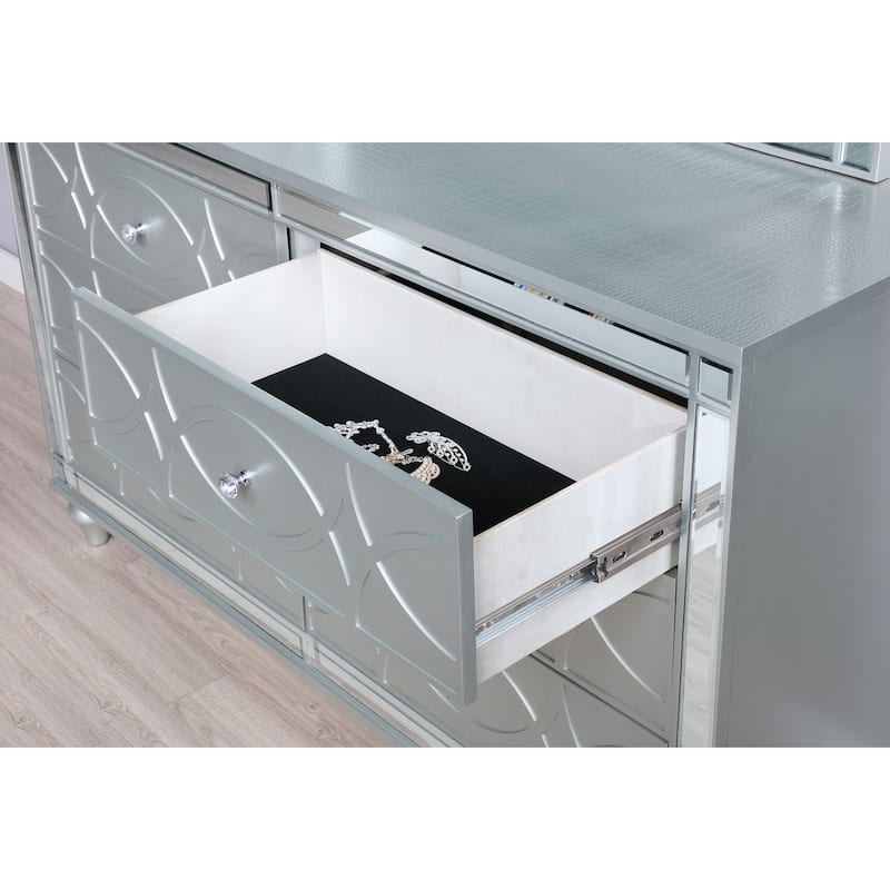 Gunnison 6-drawer Dresser Silver Metallic