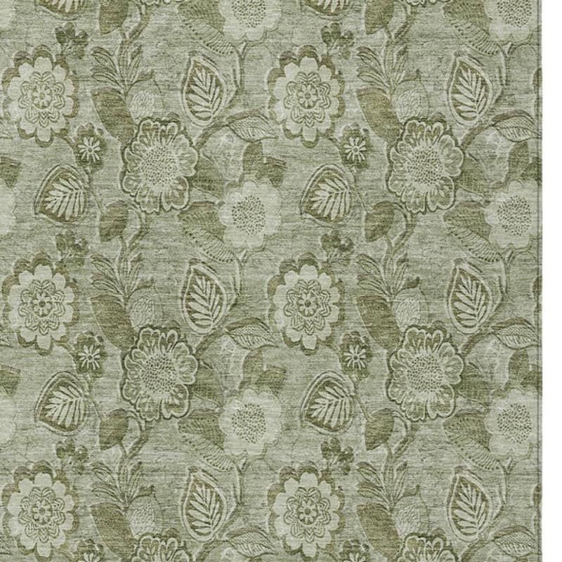HomeRoots Floral Transitional Rectangle Outdoor Rug