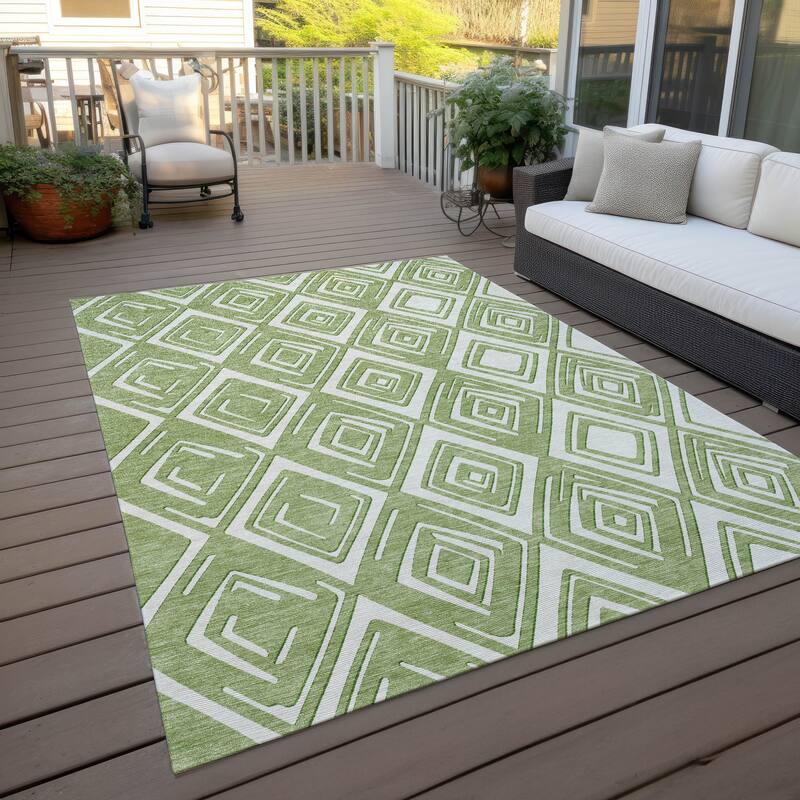 Machine Washable Indoor/ Outdoor Chantille Contemporary Diamonds Rug - Green - 8' x 10'