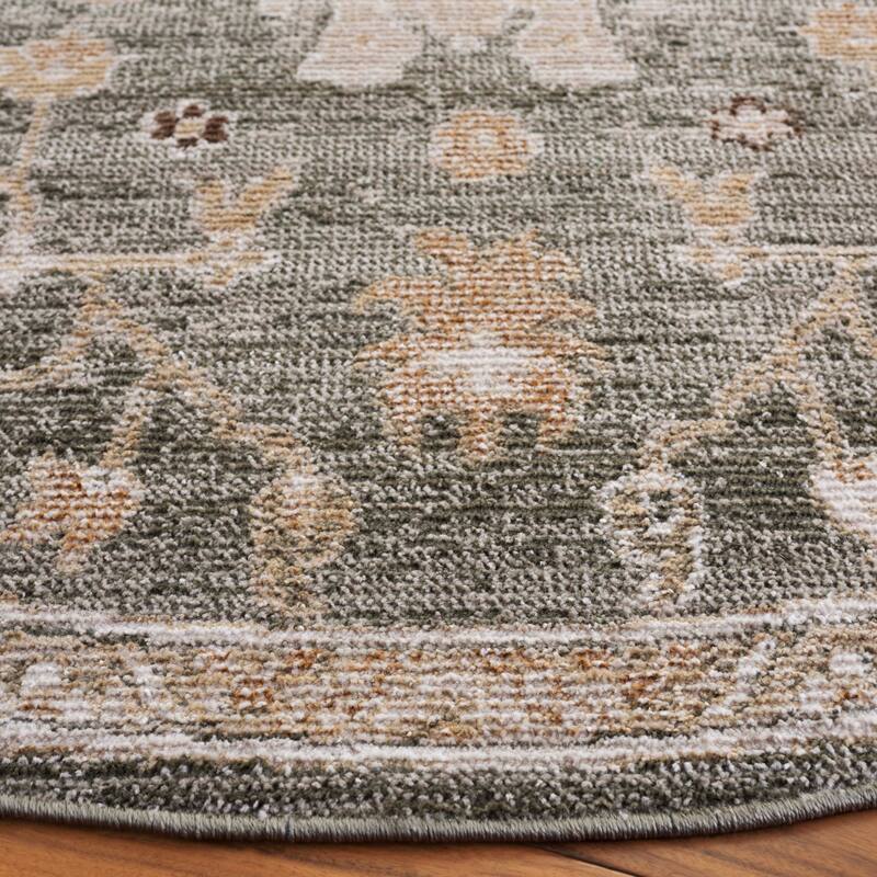 SAFAVIEH Hazel Maibrit Traditional Oriental Rug