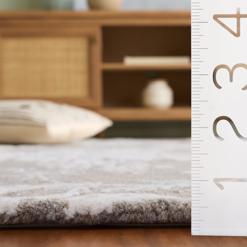 SAFAVIEH Handmade Glamour Riga Modern & Contemporary Viscose Rug