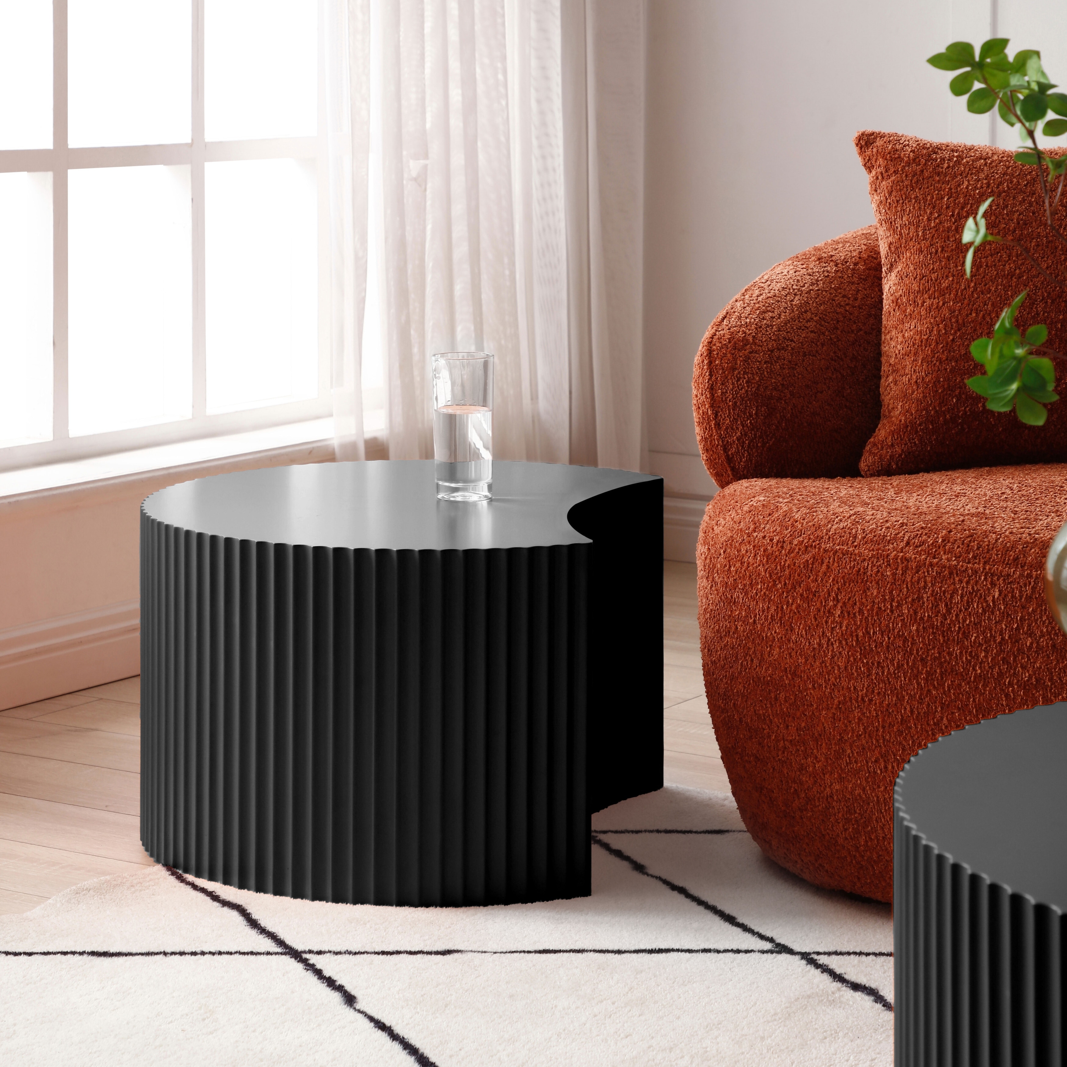 Large round end 2025 tables