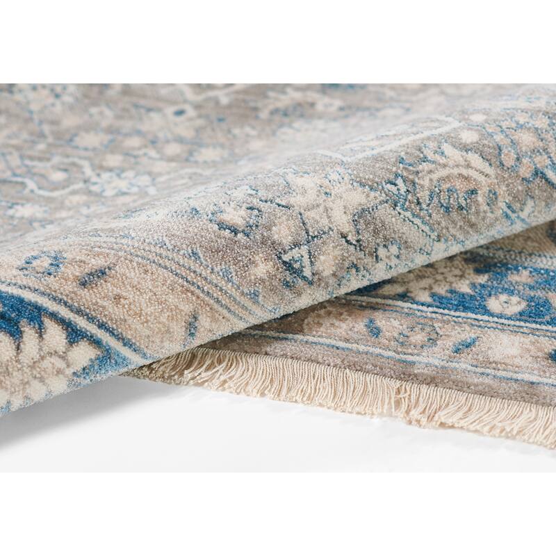 Momeni Izmir Medallion Area Rug
